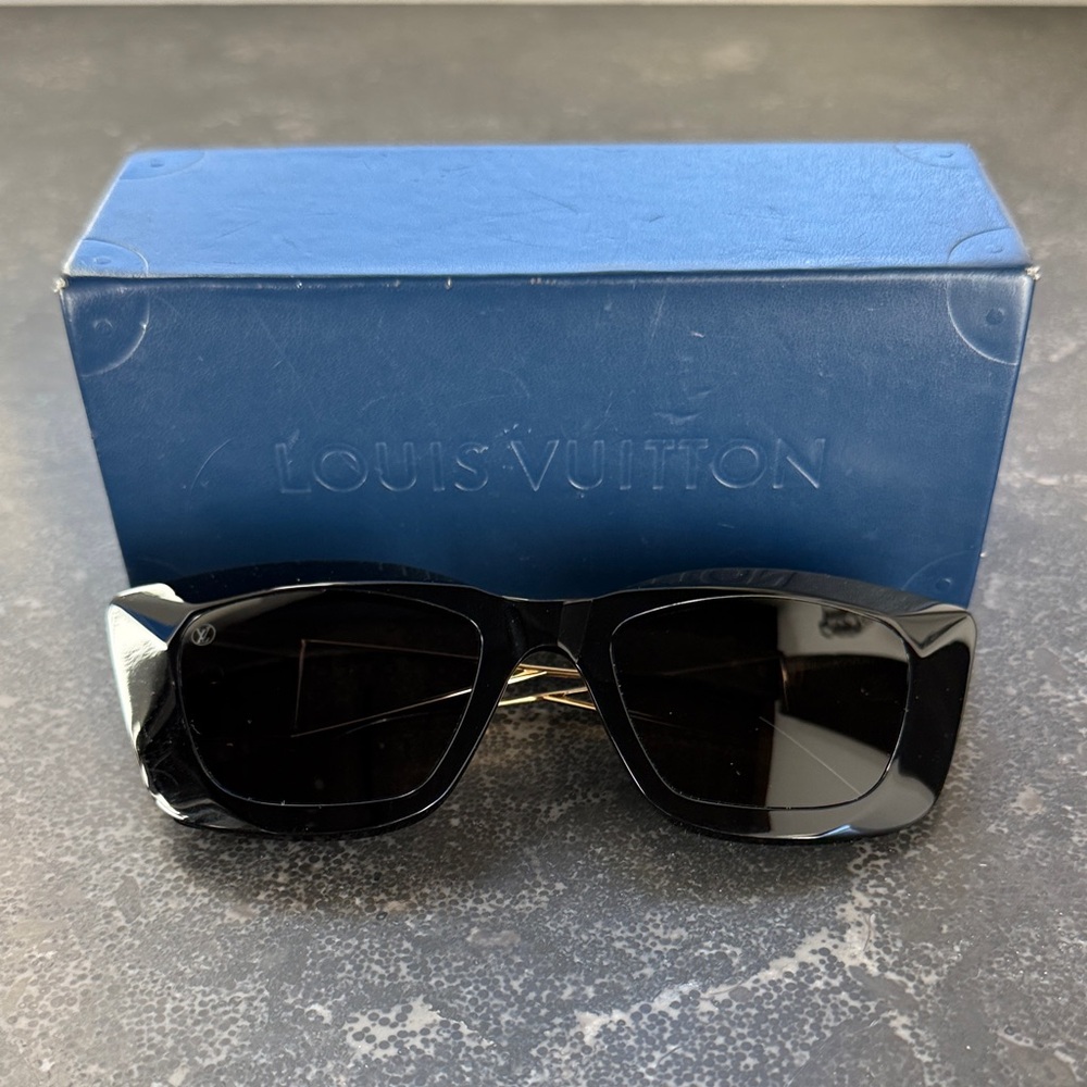 Louis Vuitton Black Sunglasses